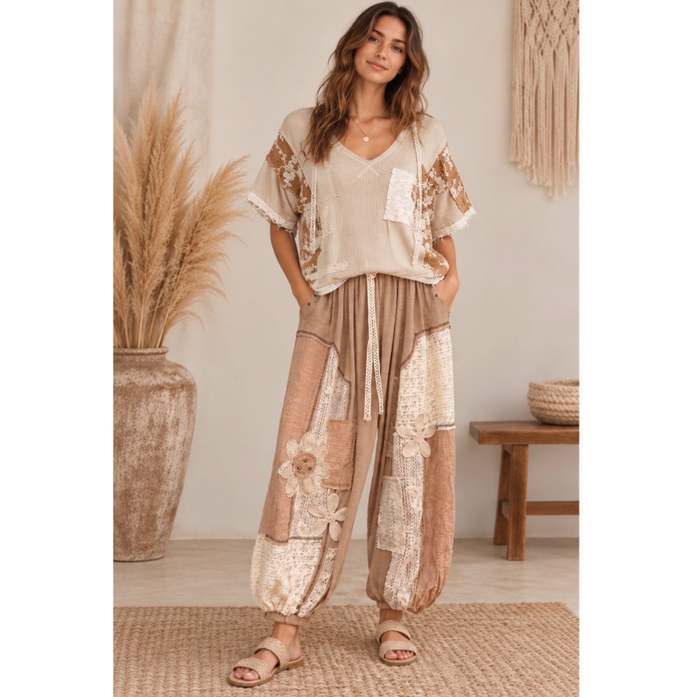 227. New POL Boho V-Neck Lace Patchwork Hoodie Short Sleeve Relaxed Fit Top Tan